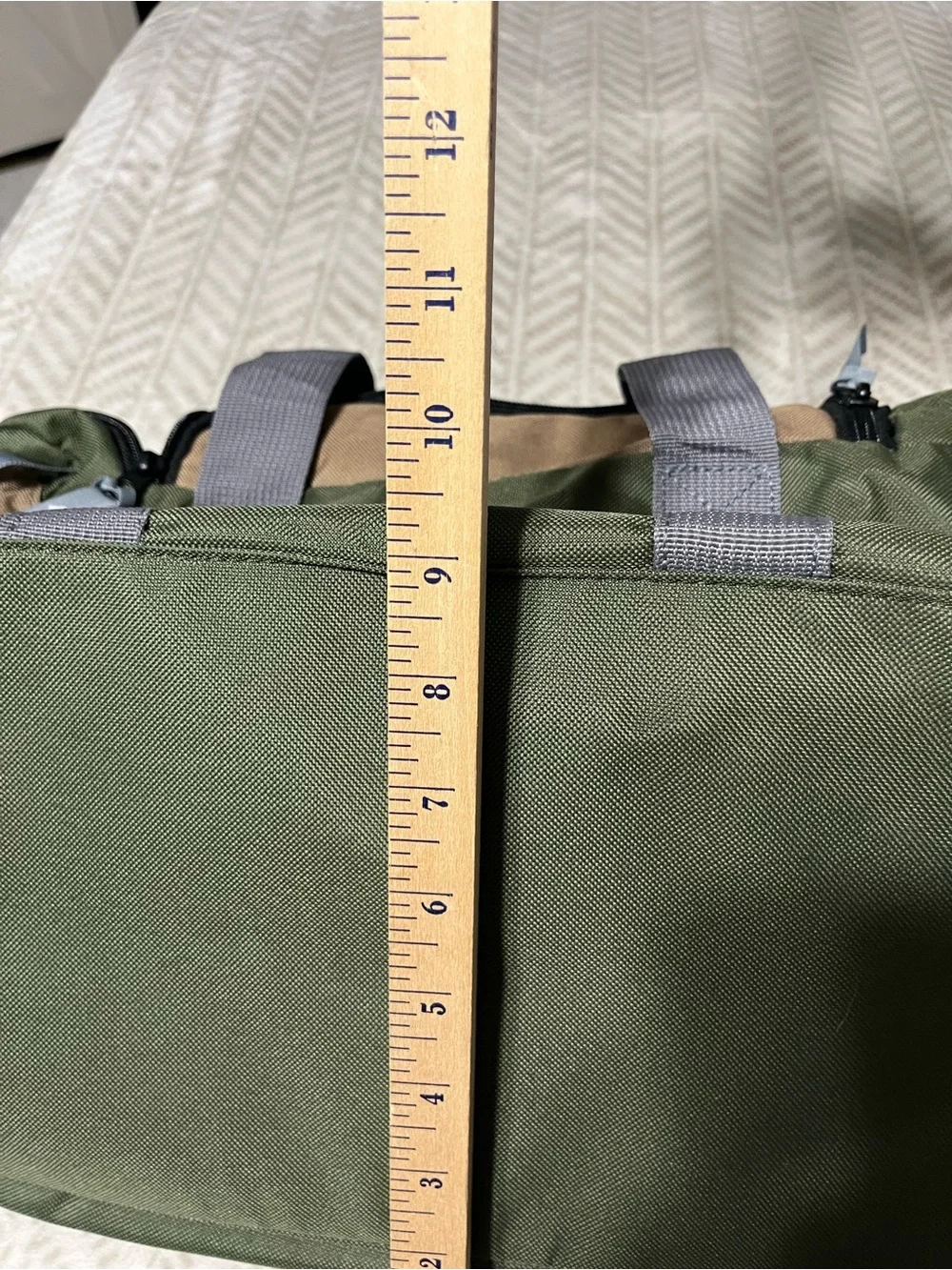 Ozark Trail Olive Green, Gray and Black Men’s Duffel Bag